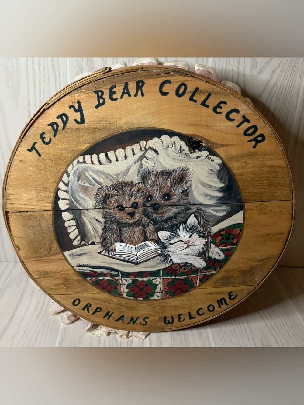 Vintage Teddy Bear Round Lined Sewing Basket 16x8 inch